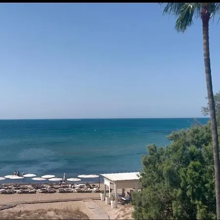 Luxury Beachfront - 4 Double 3 Bathrooms Διαμέρισμα Denia