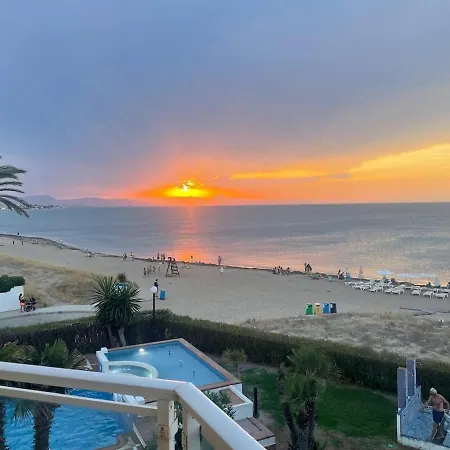 Luxury Beachfront - 4 Double 3 Bathrooms Διαμέρισμα Denia
