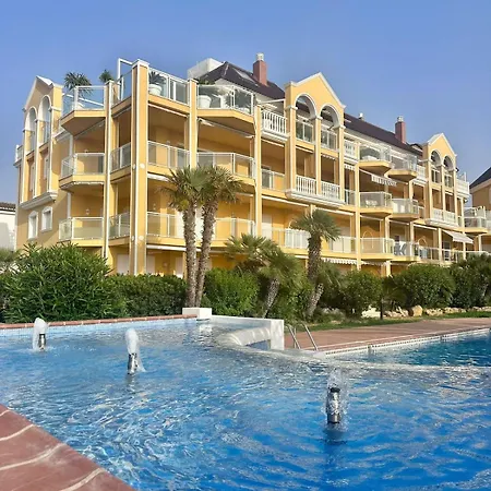Luxury Beachfront - 4 Double 3 Bathrooms Διαμέρισμα Denia