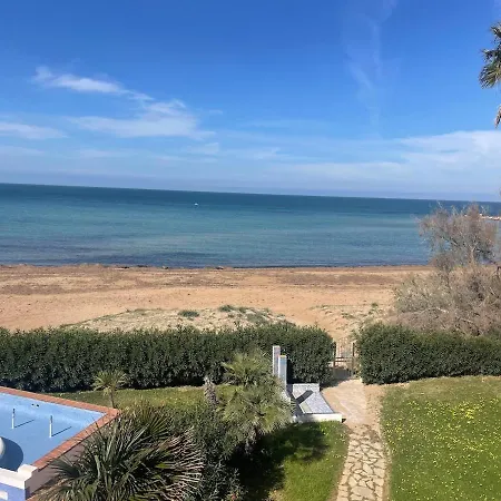 Luxury Beachfront - 4 Double 3 Bathrooms Denia